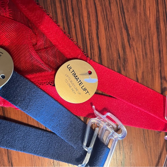 Bras size 44DD. Underwire, lace. Brand new, never worn - Picture 4 of 5